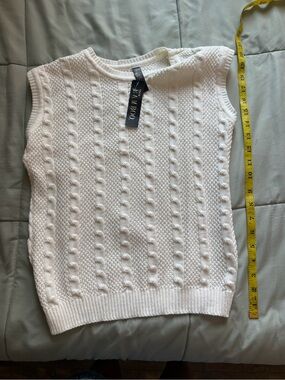 White Cable-Knit Sleeveless Sweater